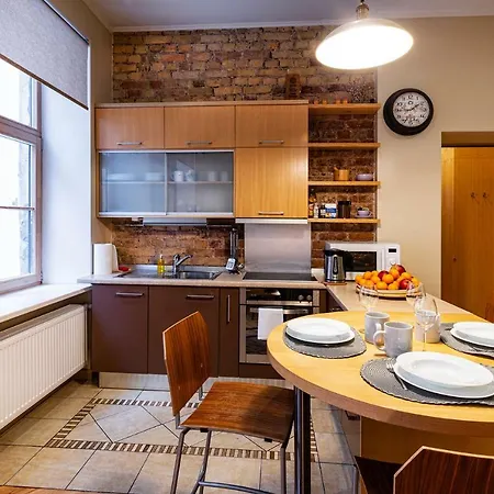 Kalnina Quiet In City Center Apartment Riga