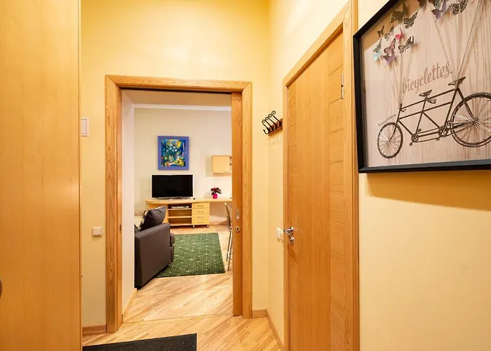 Kalnina Quiet In City Center Lägenhet