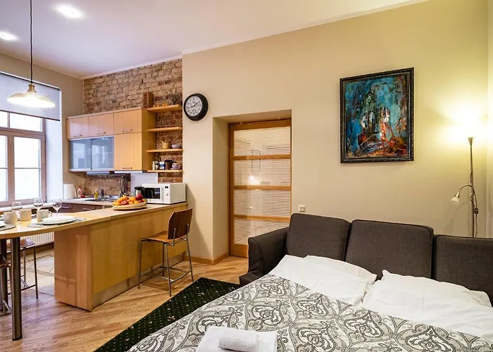 Kalnina Quiet In City Center Lägenhet Riga