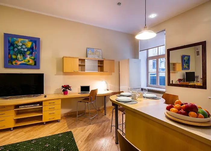 Kalnina Quiet In City Center Lägenhet